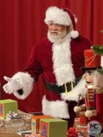 Walt-Disney-World-Disney-Springs-Santa