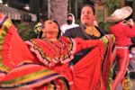 DCA_Viva Navidad_Dancers 1