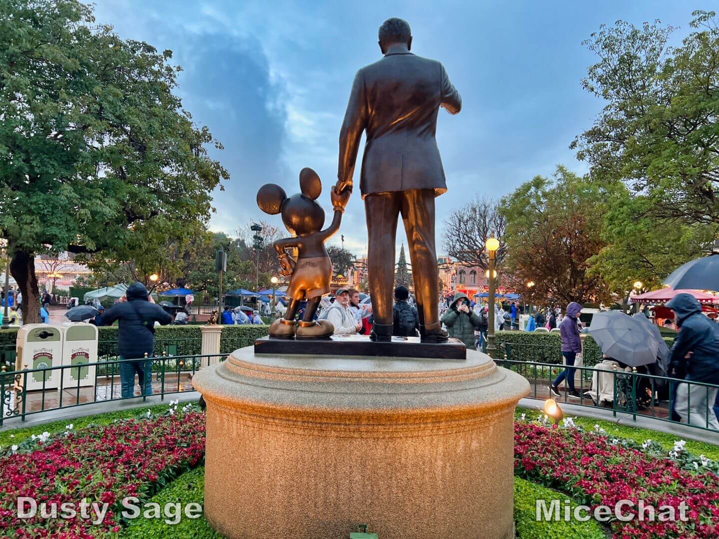 , Disneyland Update – New Year Magic and Mayhem