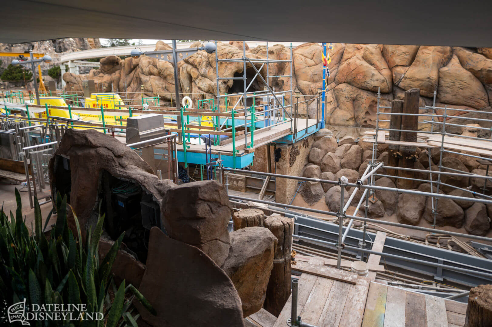 , Dateline Disneyland: Character Conundrum, Spring Sprung & Construction Hum