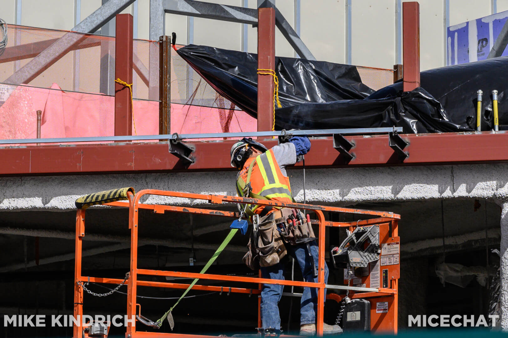 , Dateline Disneyland: Character Conundrum, Spring Sprung & Construction Hum