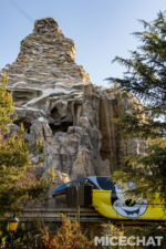 001_Disneyland_Matterhorn