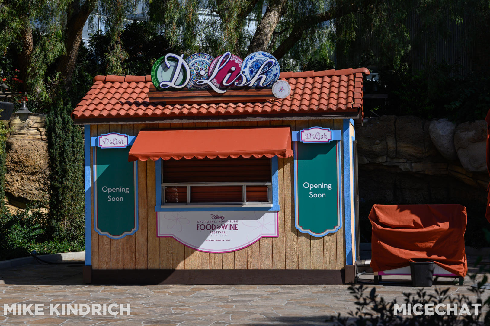 , Disneyland Update – Flattening New Orleans Square & Evil Genie Tricks