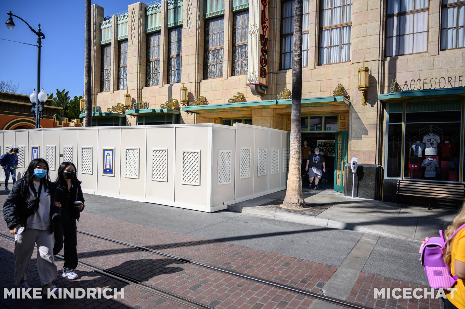 , Disneyland Update – Flattening New Orleans Square & Evil Genie Tricks