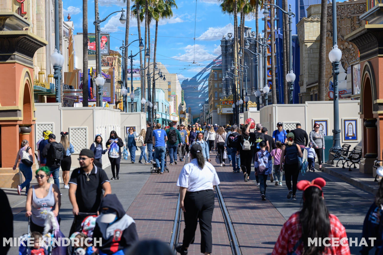 , Disneyland Update – Flattening New Orleans Square & Evil Genie Tricks