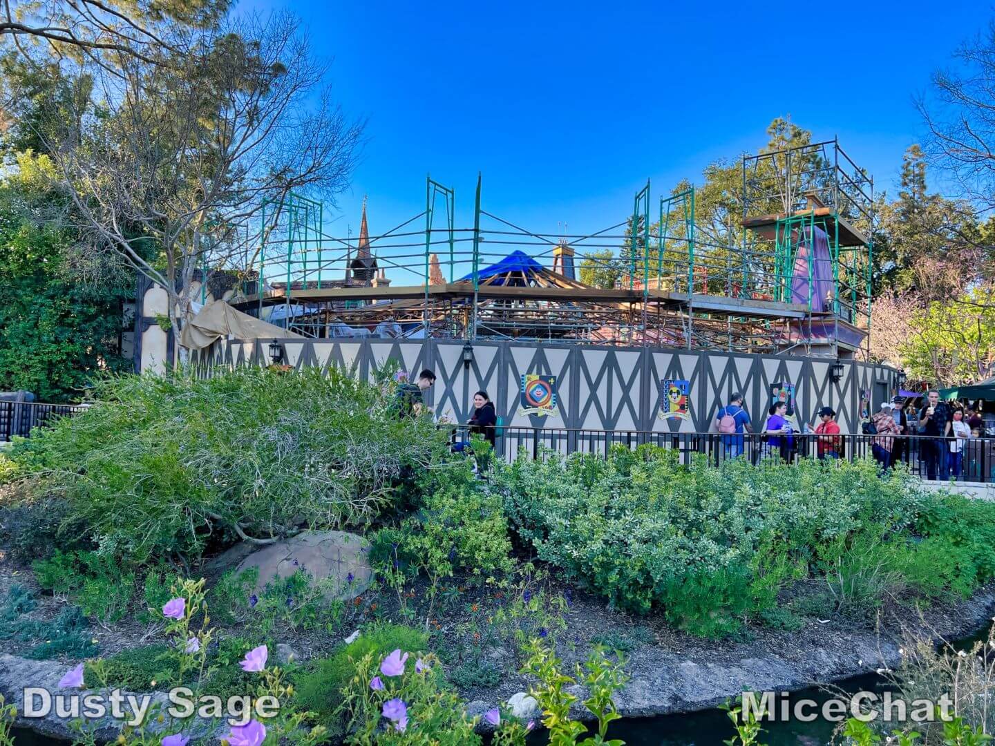 , Disneyland Update &#8211; Relighting the Night, Trams Take Flight, Out of Sight