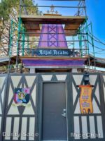 Disneyland Fantasy Faire construction 3-micechat