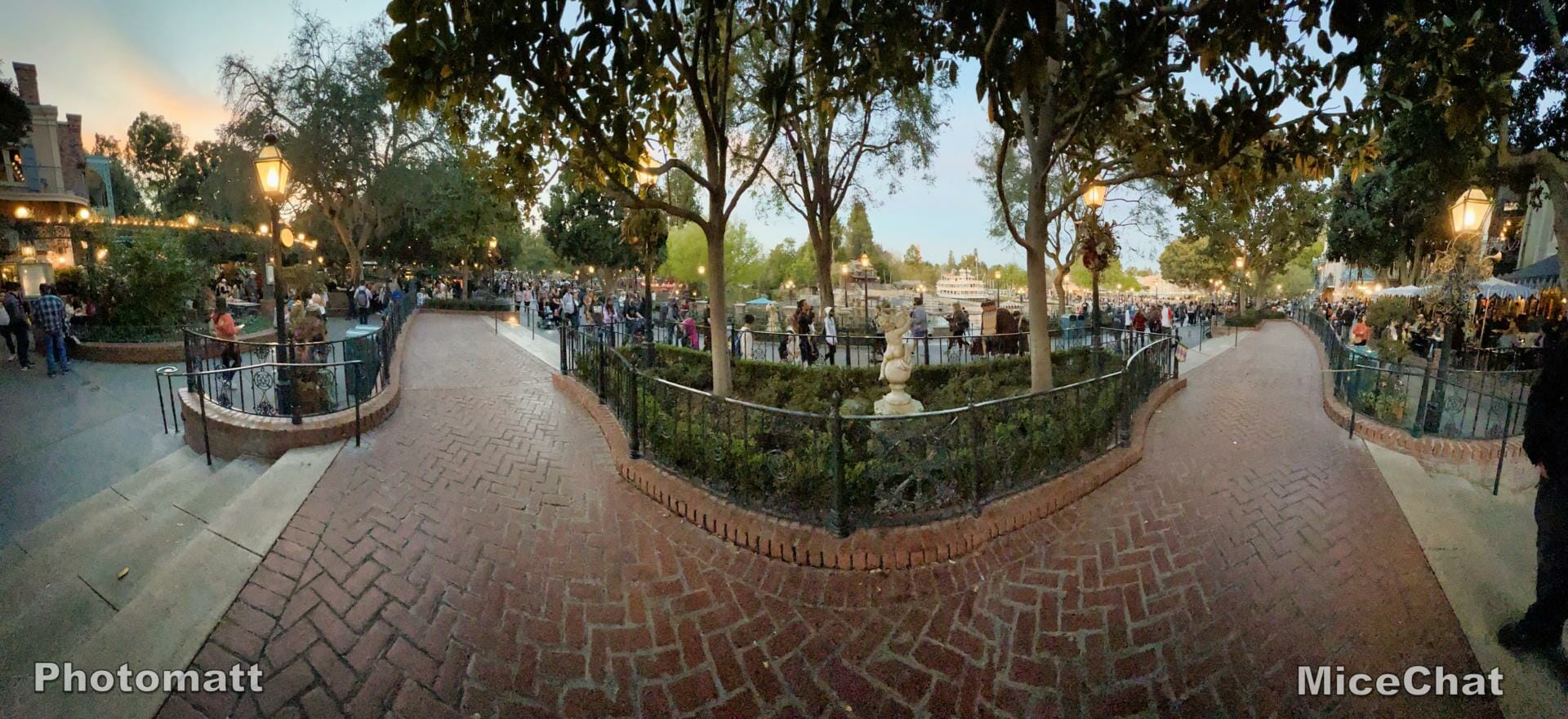 , Disneyland Update &#8211; Flattening New Orleans Square &#038; Evil Genie Tricks