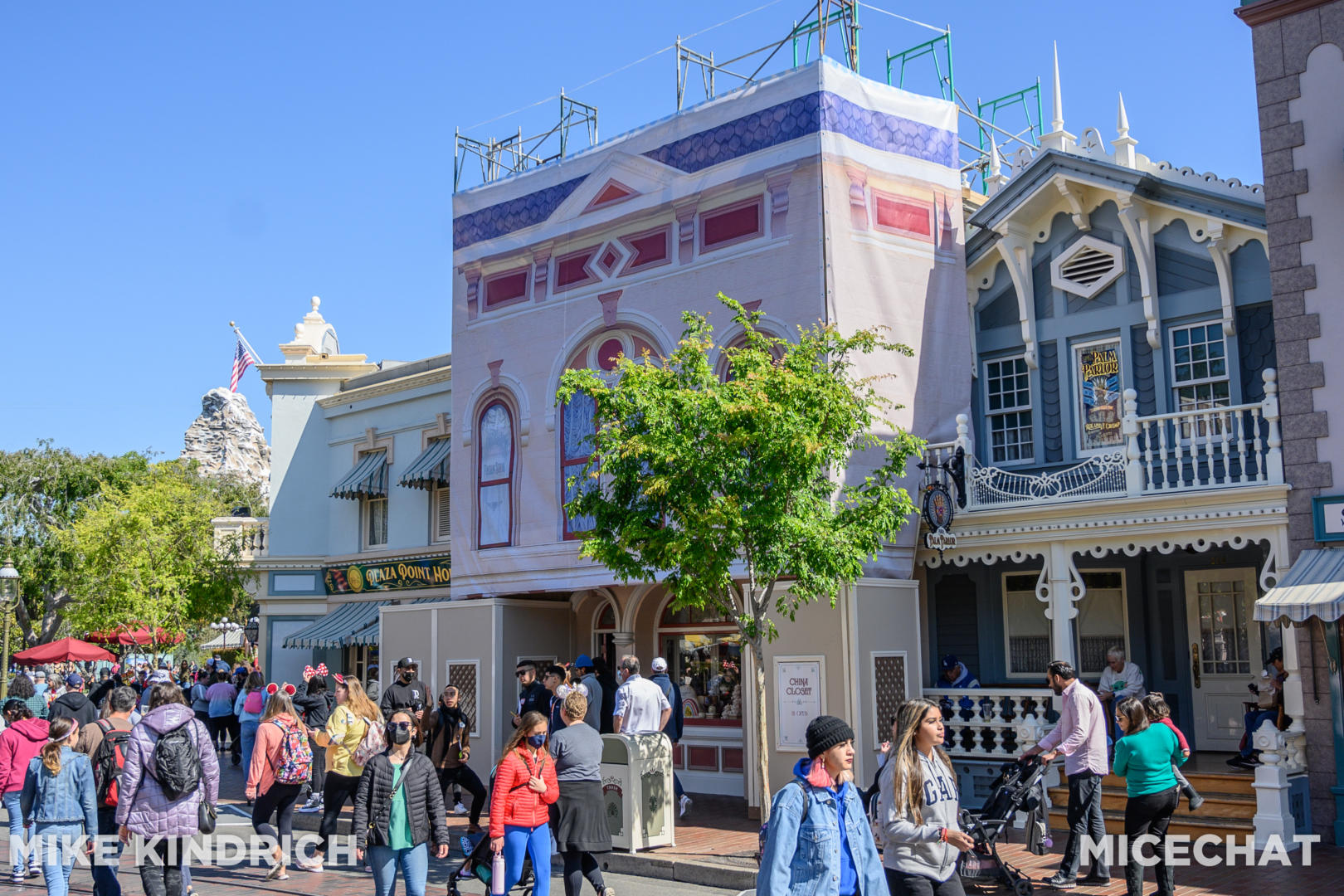 , Disneyland Update – Flattening New Orleans Square & Evil Genie Tricks
