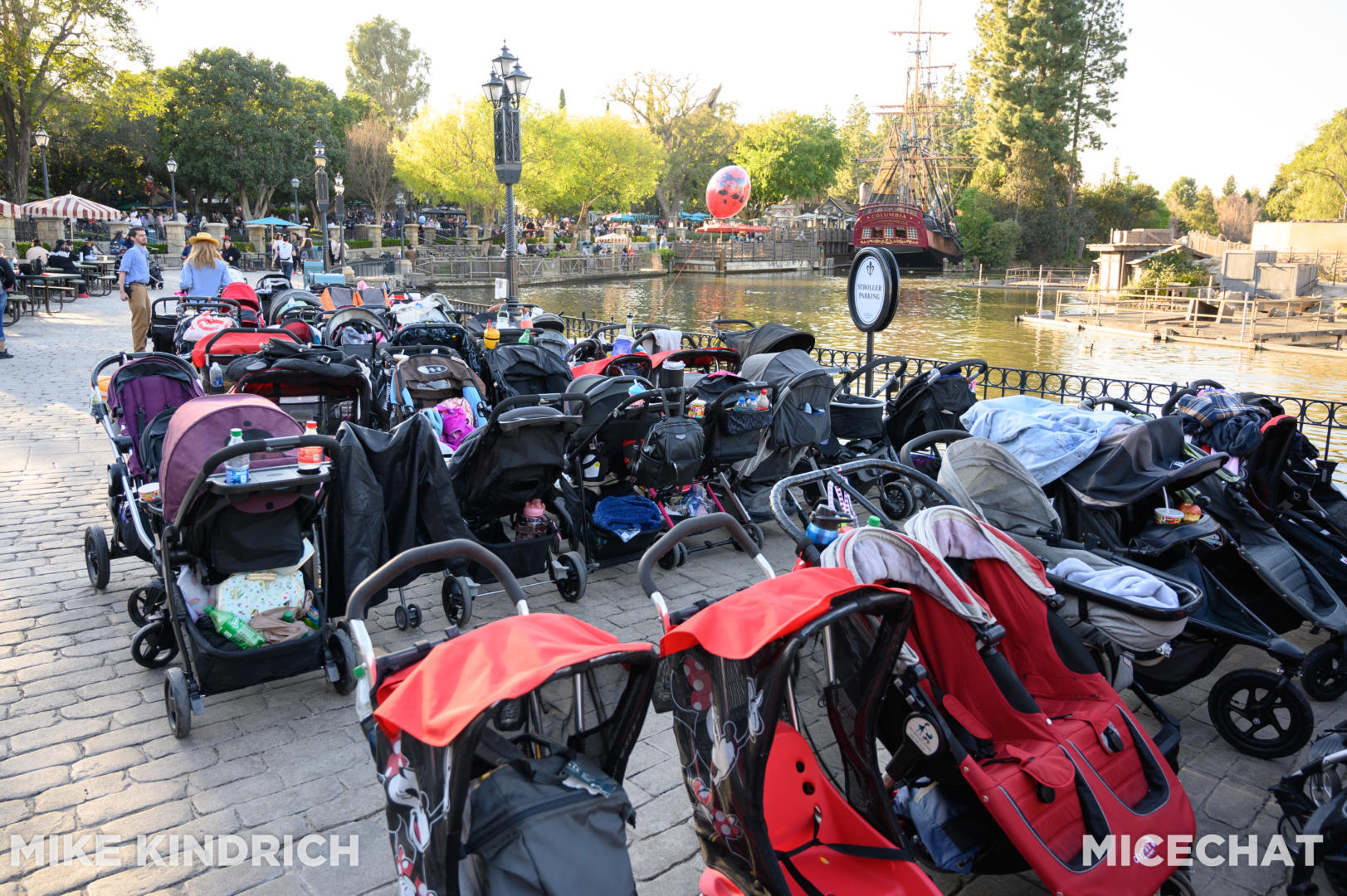 , Disneyland Update – Flattening New Orleans Square & Evil Genie Tricks