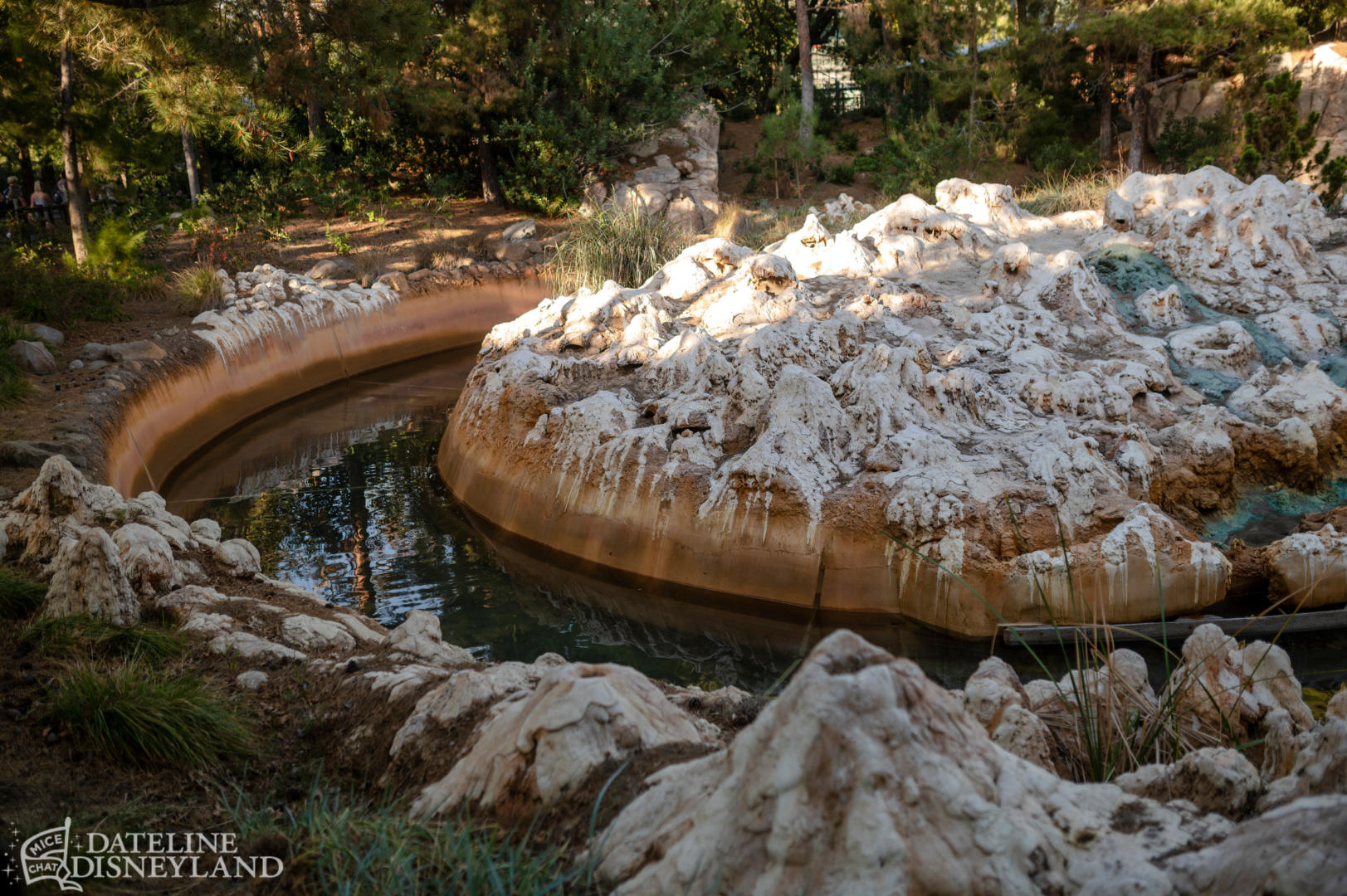 Disney dining, Dateline Disneyland: Disney Dining Drama &#038; Downtown Disney Demolition