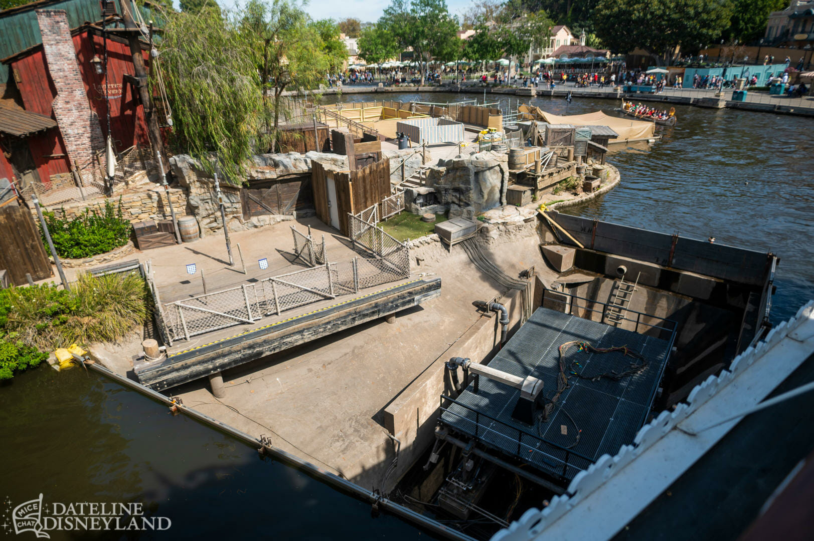 Disney dining, Dateline Disneyland: Disney Dining Drama &#038; Downtown Disney Demolition