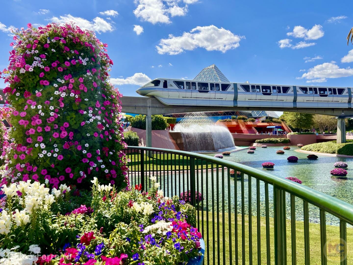 Disney Tervis Tumbler - Epcot Flower and Garden Festival 2022 Mickey's Garden