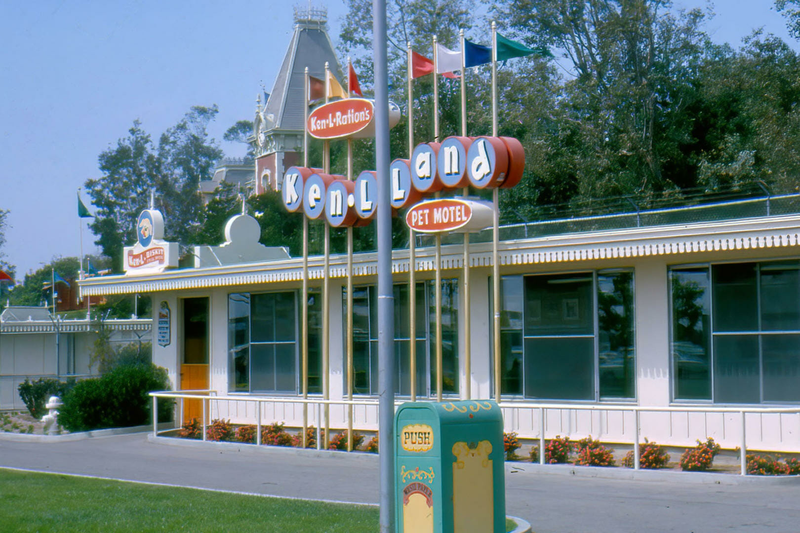 Yesterland: Ken-L Land Pet Motel at Disneyland Ken-L Land Pet Motel
