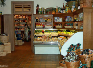 Yesterland: Wine Country Market (2001-2001) at Disney California Adventure Wine Country Market at Disney California Adventure