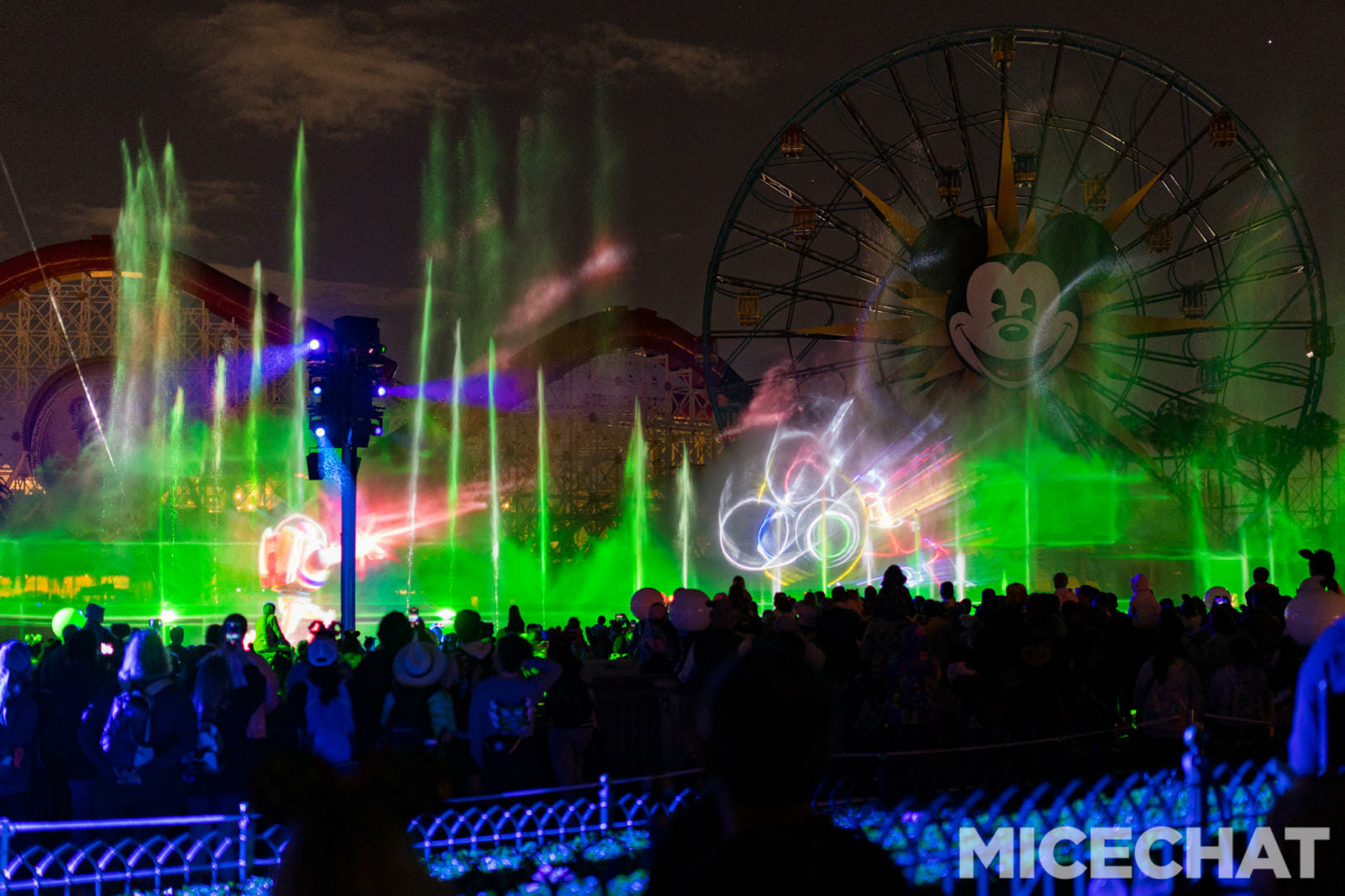 , Your Guide To Disneyland Entertainment and Spectaculars for Summer 2022