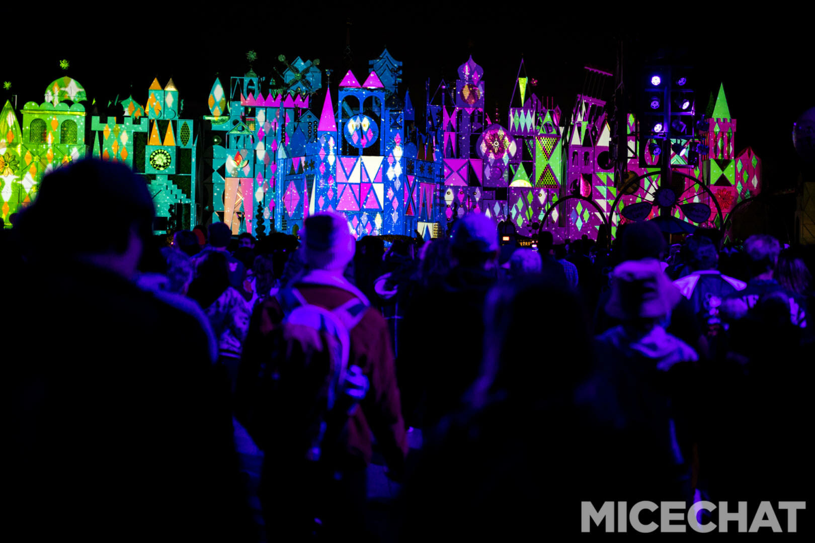 , Your Guide To Disneyland Entertainment and Spectaculars for Summer 2022