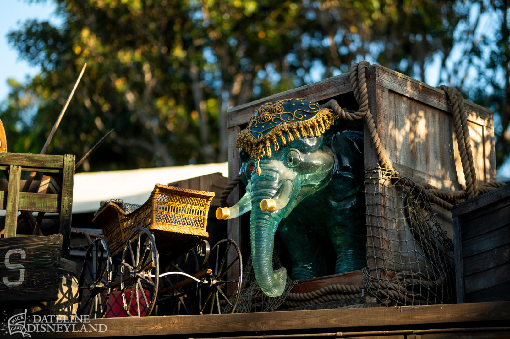 Pruning Disneyland's treehouses, Dateline Disneyland: Tarzan’s Treehouse Out, Characters Return, Crowds Surge