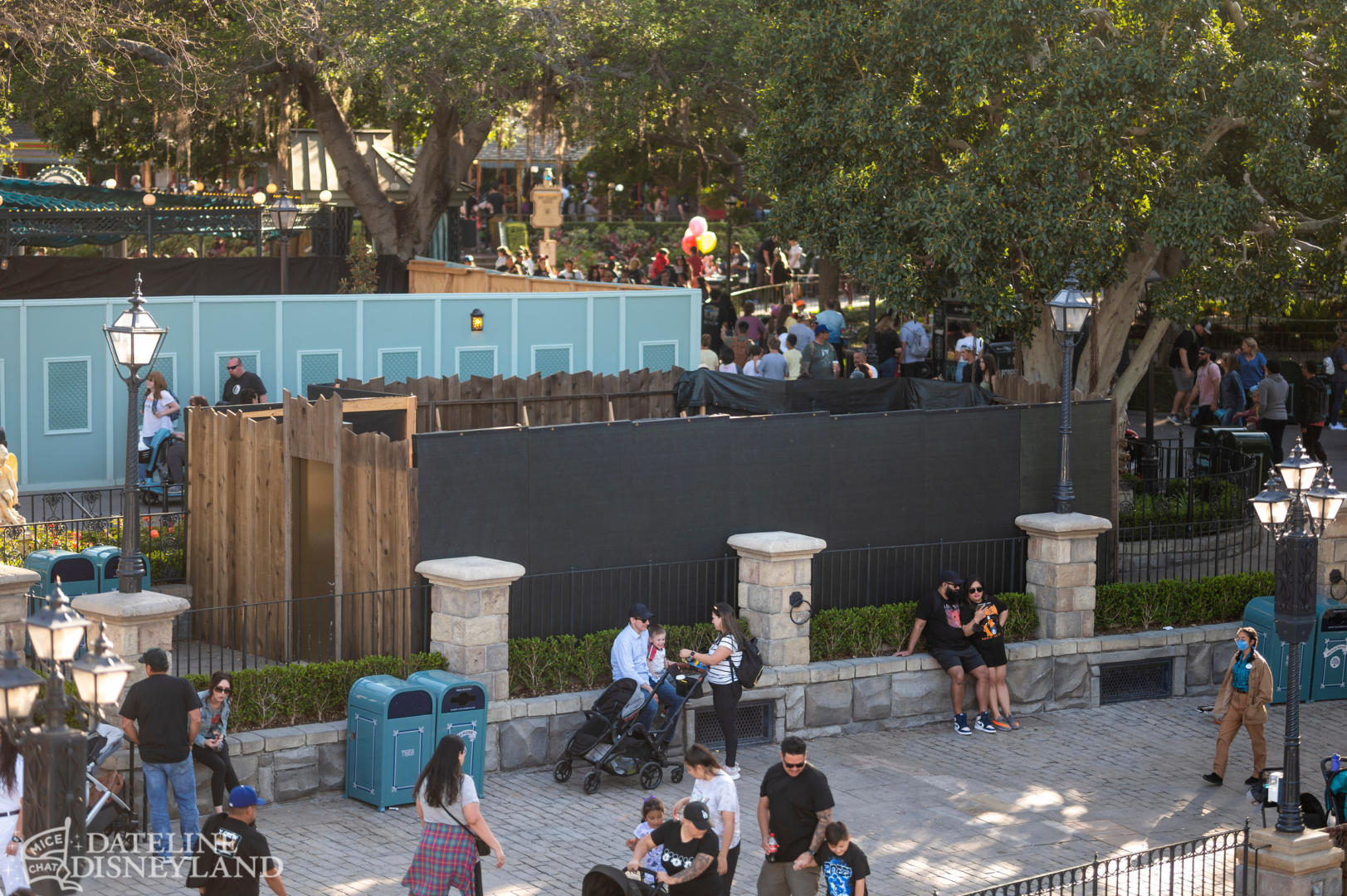 Pruning Disneyland's treehouses, Dateline Disneyland: Tarzan’s Treehouse Out, Characters Return, Crowds Surge