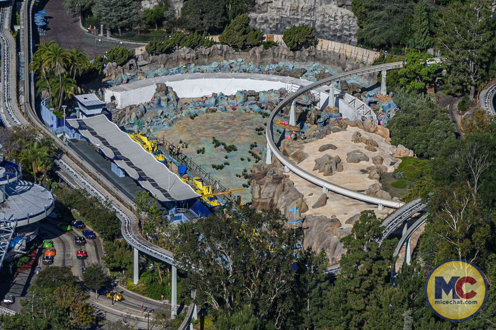 Pruning Disneyland's treehouses, Dateline Disneyland: Tarzan’s Treehouse Out, Characters Return, Crowds Surge