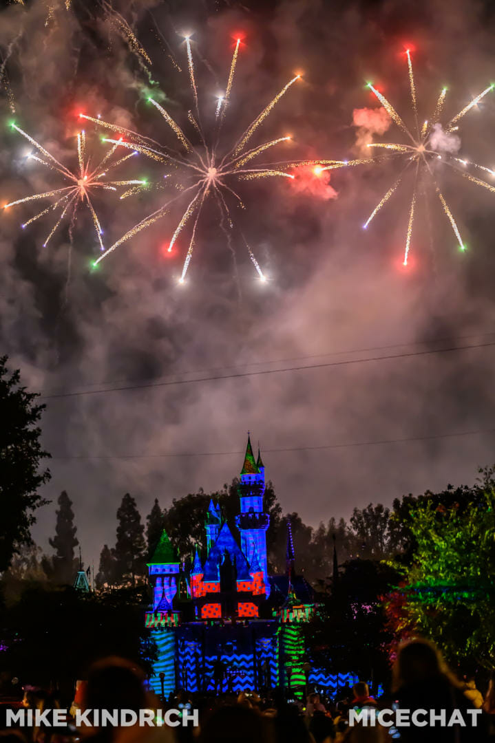 , Your Guide To Disneyland Entertainment and Spectaculars for Summer 2022