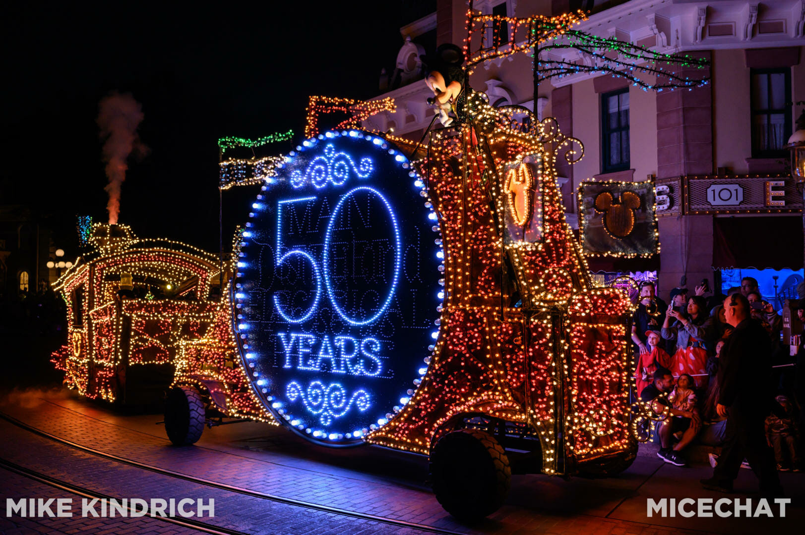 , Disneyland Update – Electric Entertainment, Magic Key Blues & Rumors Too