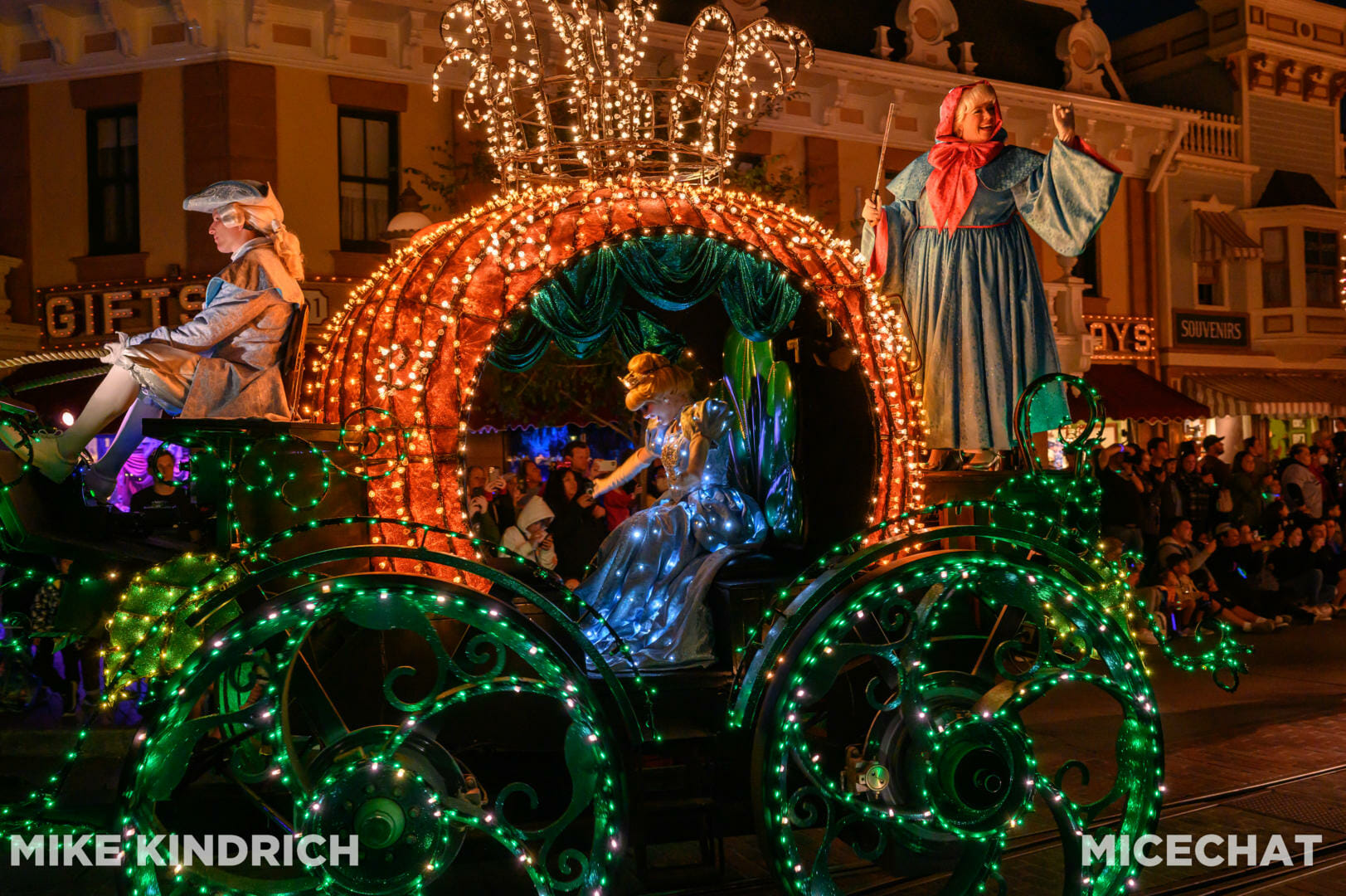 , Disneyland Update – Electric Entertainment, Magic Key Blues & Rumors Too