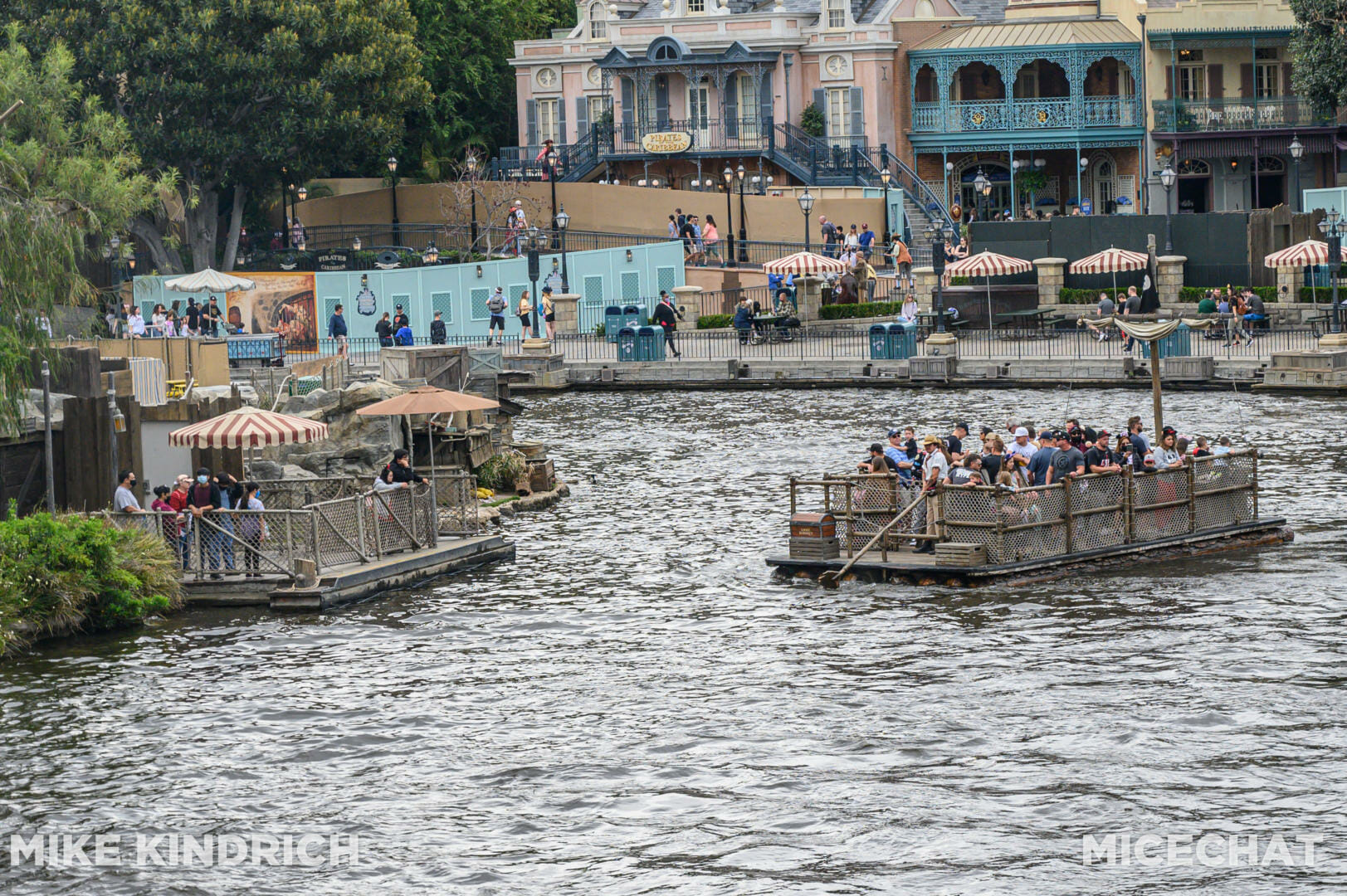 Disneyland, Disneyland Update: From Hugs to Hyperspace &#038; Secrets Revealed!