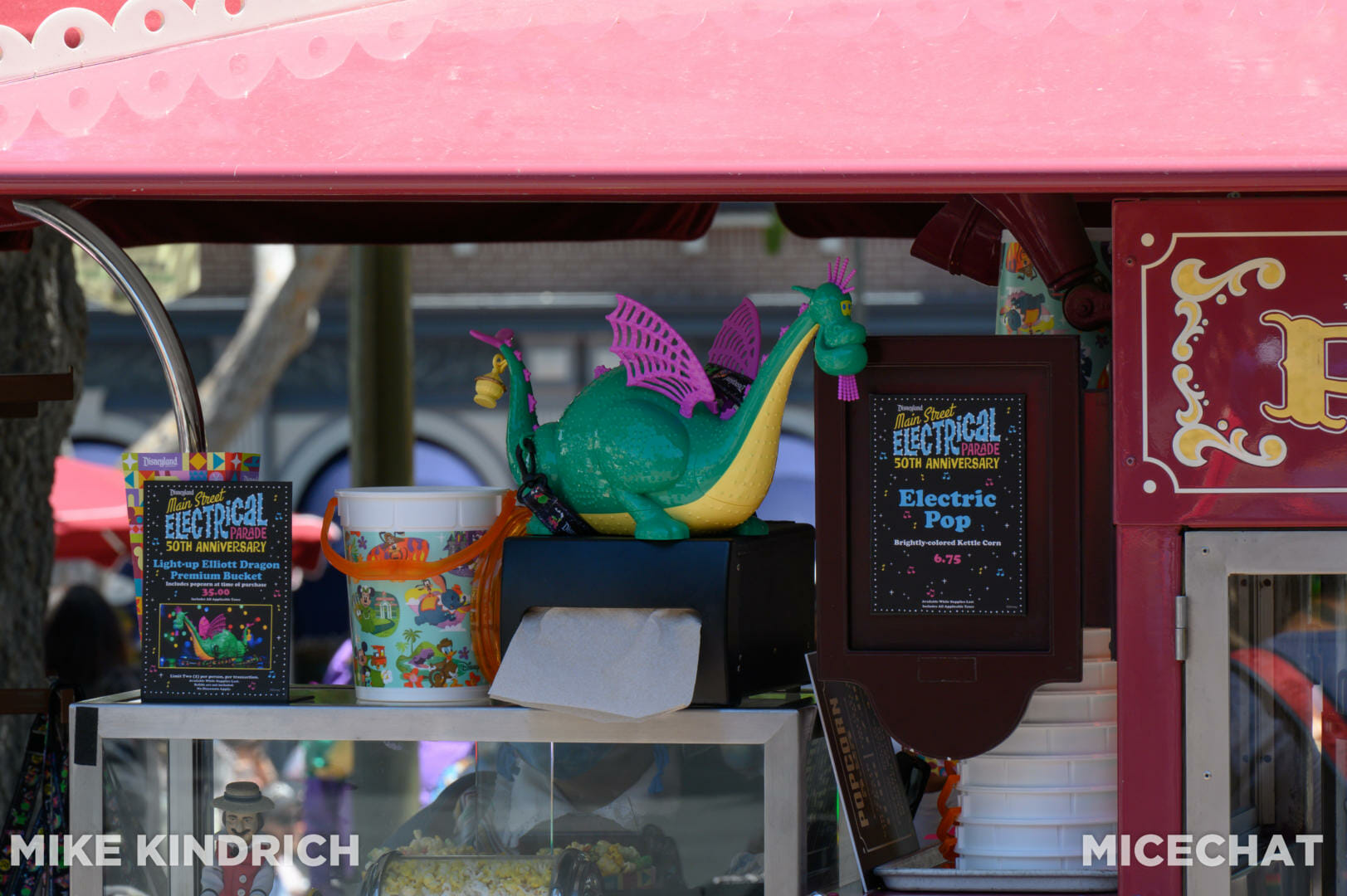 , Disneyland Update – Electric Entertainment, Magic Key Blues & Rumors Too