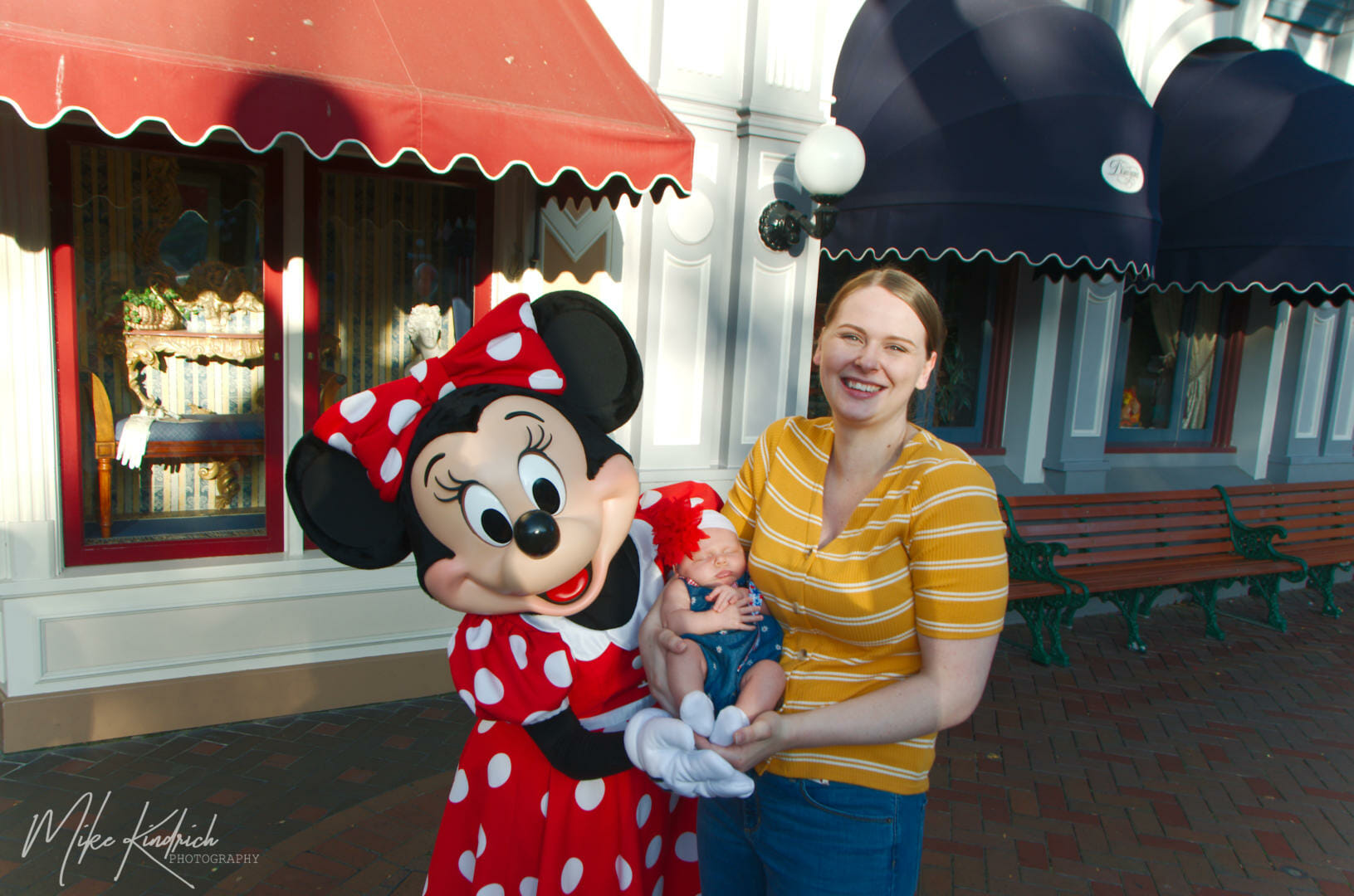 Disneyland, Disneyland Update: From Hugs to Hyperspace & Secrets Revealed!