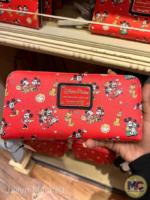 disneyland-fortuosity-shop-mickey-and-minnie-runaway-railway-red-loungefly-wallet