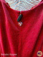 downtown-disney-disney-dress-shop-roger-rabbit-jessica-rabbit-dress-shop-dress-zipper-pull