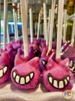w-disneyland-treats-cheshire-cat-cake-pop