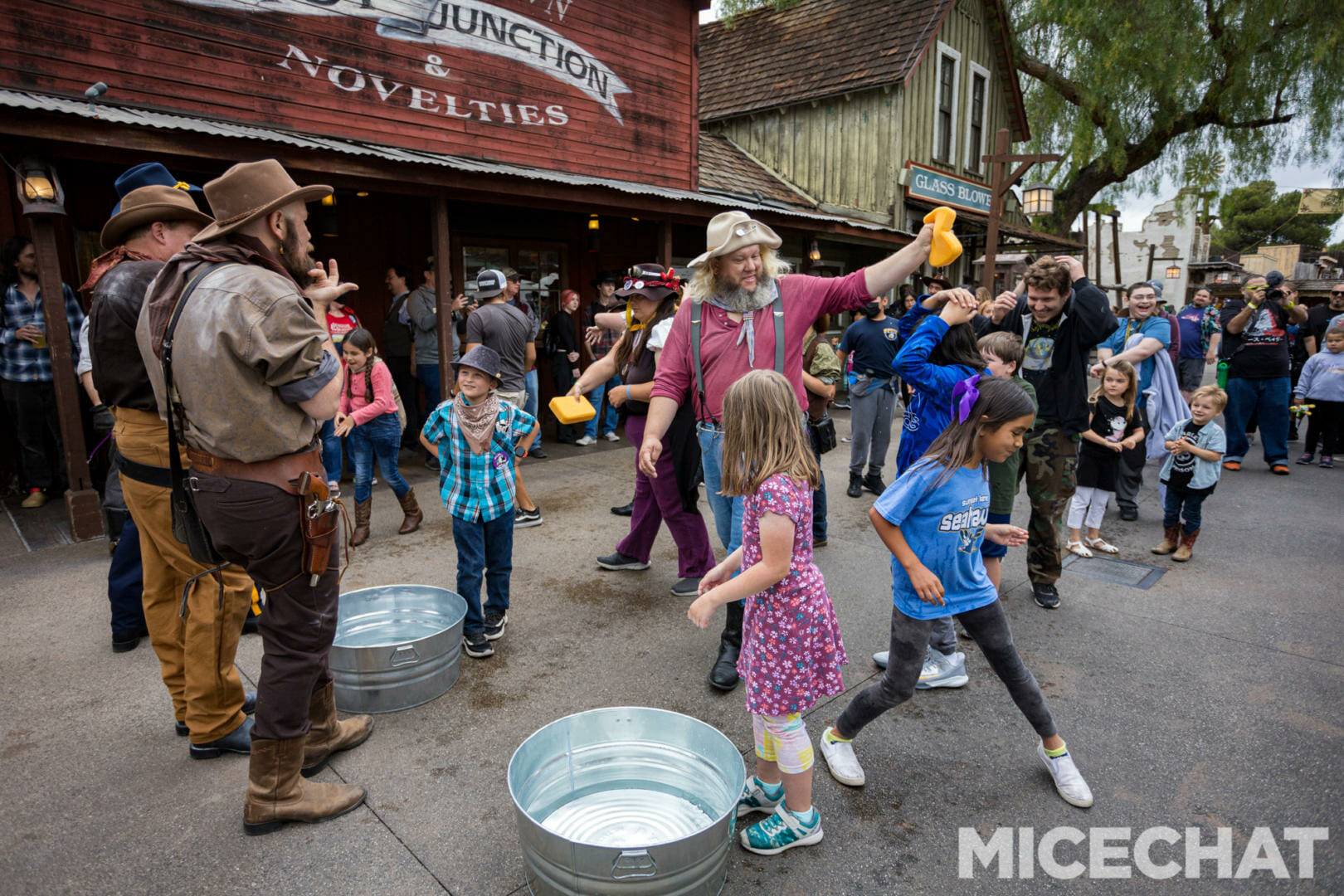 Ghost Town Alive, Knott’s Ghost Town Alive & Summer Nights Kicks Off a Season of Fun!