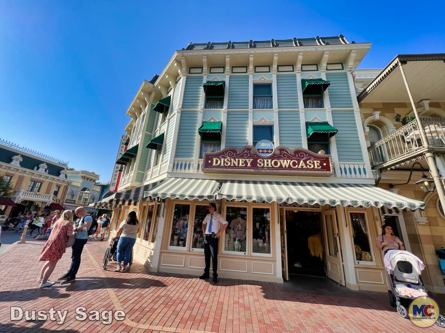 , Disneyland Update – More Entertainment, More Construction, More Reservations