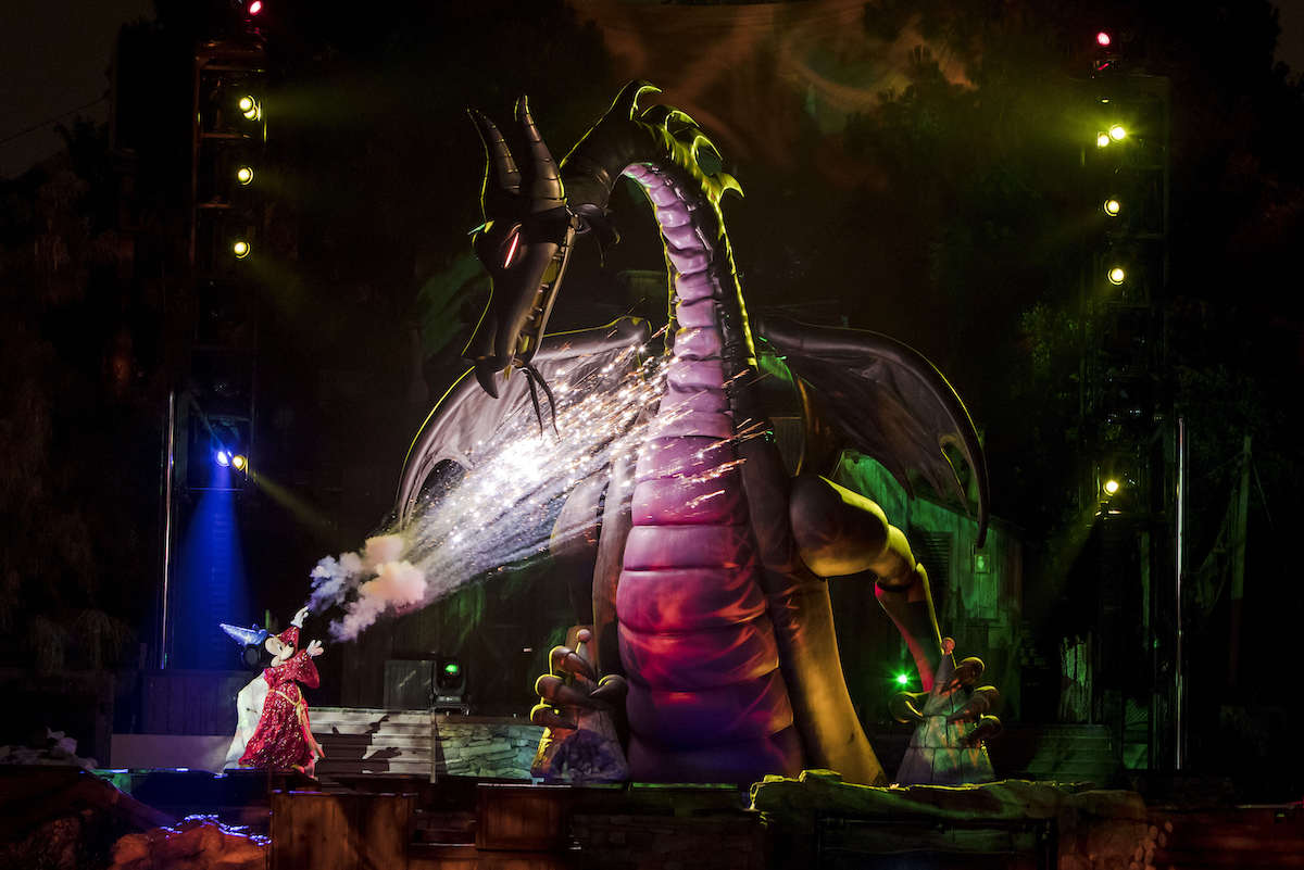 Fantasmic - dragon