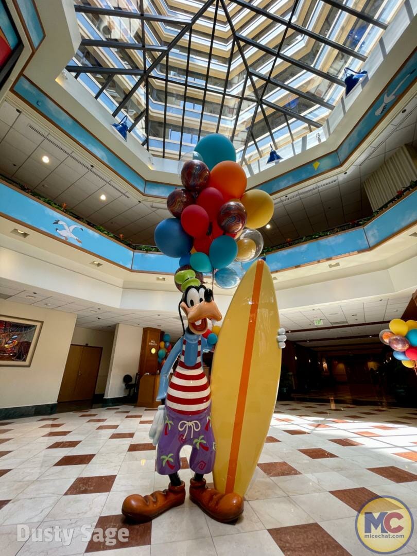 , Disneyland Update – More Entertainment, More Construction, More Reservations