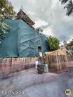 Disneyland construction Tarzan treehouse 2-micechat