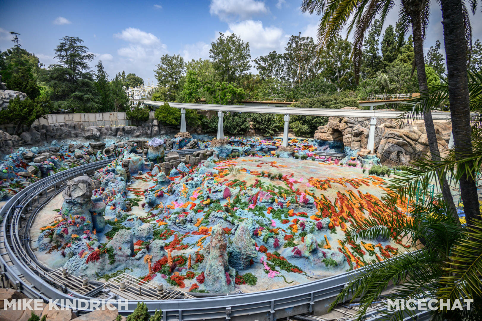 , Disneyland Update – More Entertainment, More Construction, More Reservations