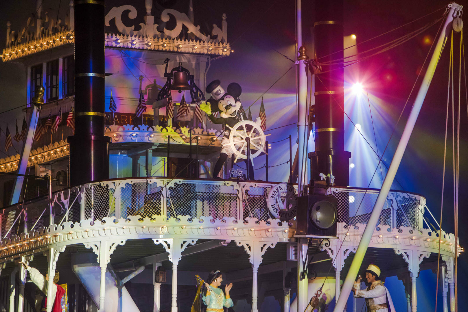 , DISNEYLAND UPDATE: Tiana’s Wild Waters, Country Bear Surprise  & Fantasmic!