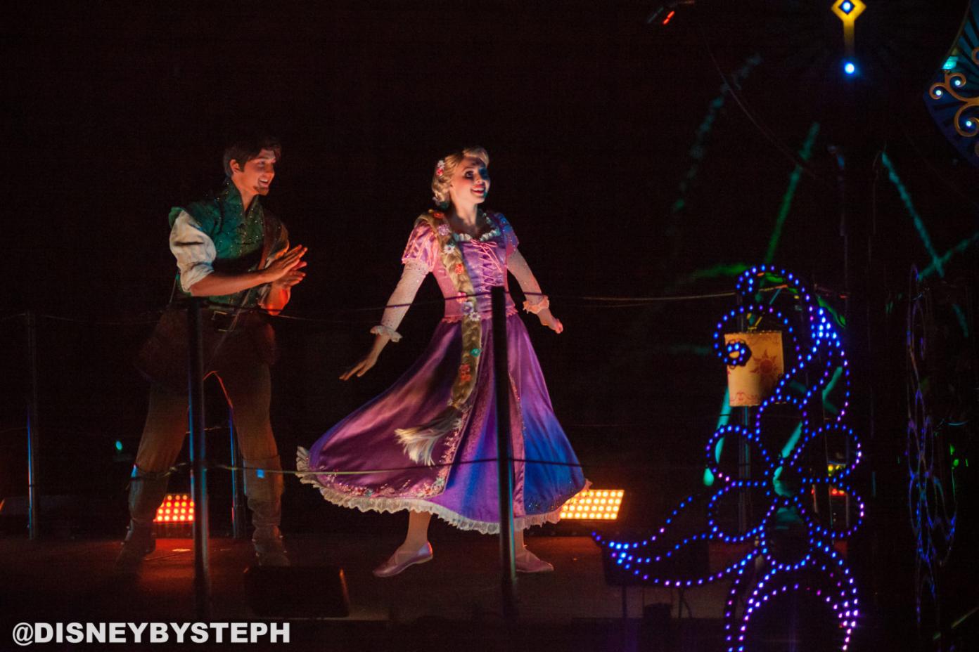 Fantasmic - Rapunzel and Flynn Rider