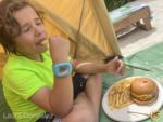 Universal-orlando-Volcano-Bay-theme-park-bacon-cheeseburger