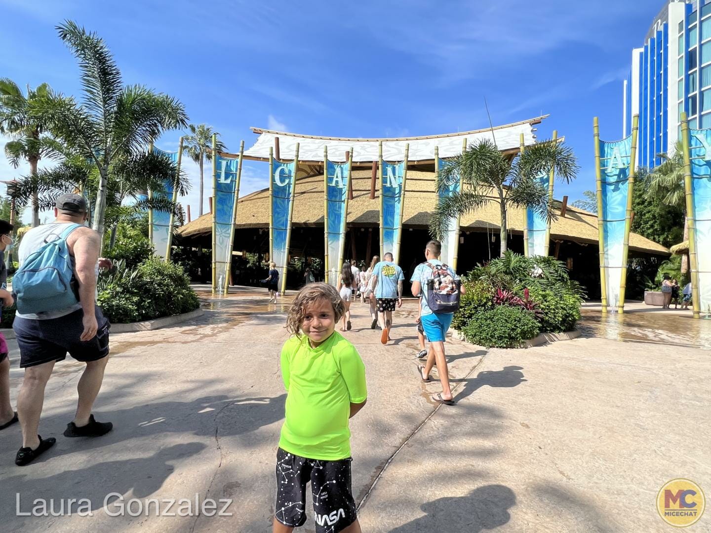 , Johnny&#8217;s First Trip to Universal’s Volcano Bay &#8211; A TapuTapu Adventure