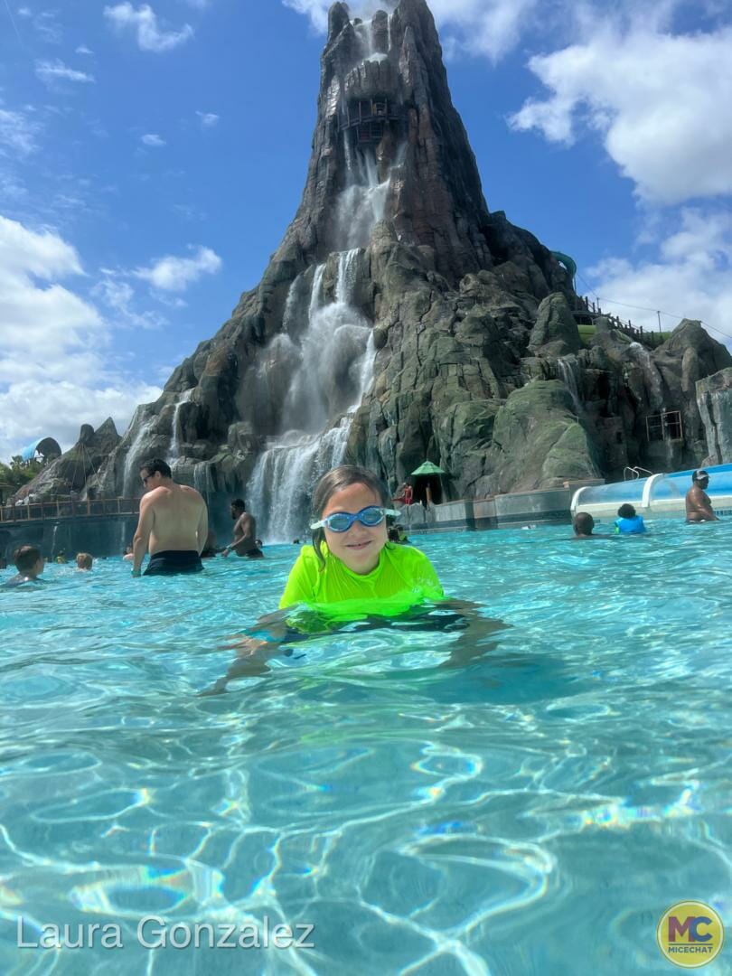 , Johnny&#8217;s First Trip to Universal’s Volcano Bay &#8211; A TapuTapu Adventure