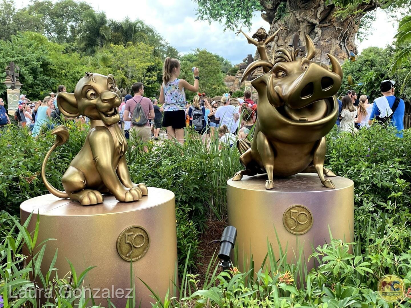 , Walt Disney World&#8217;s Fab 50 Golden Characters &#8211; Can You Find Them All?