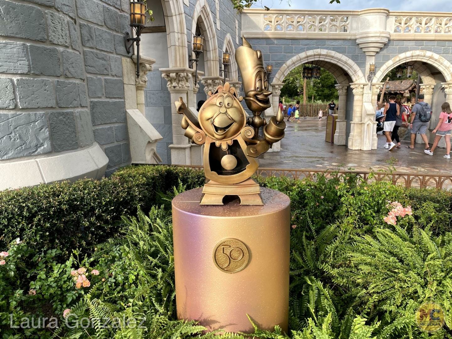 , Walt Disney World&#8217;s Fab 50 Golden Characters &#8211; Can You Find Them All?