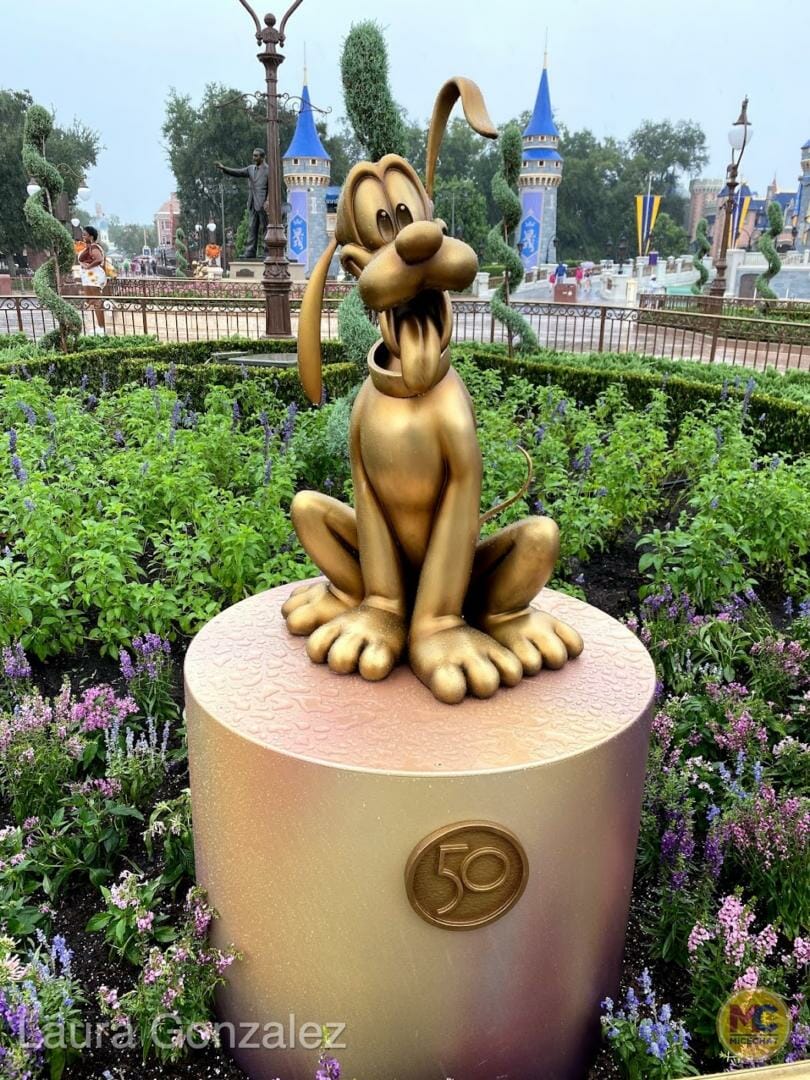 , Walt Disney World&#8217;s Fab 50 Golden Characters &#8211; Can You Find Them All?