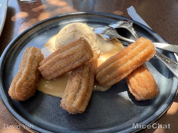 , Disneyland Update – Poison Apples, Summer Crowds, Spider-Fail