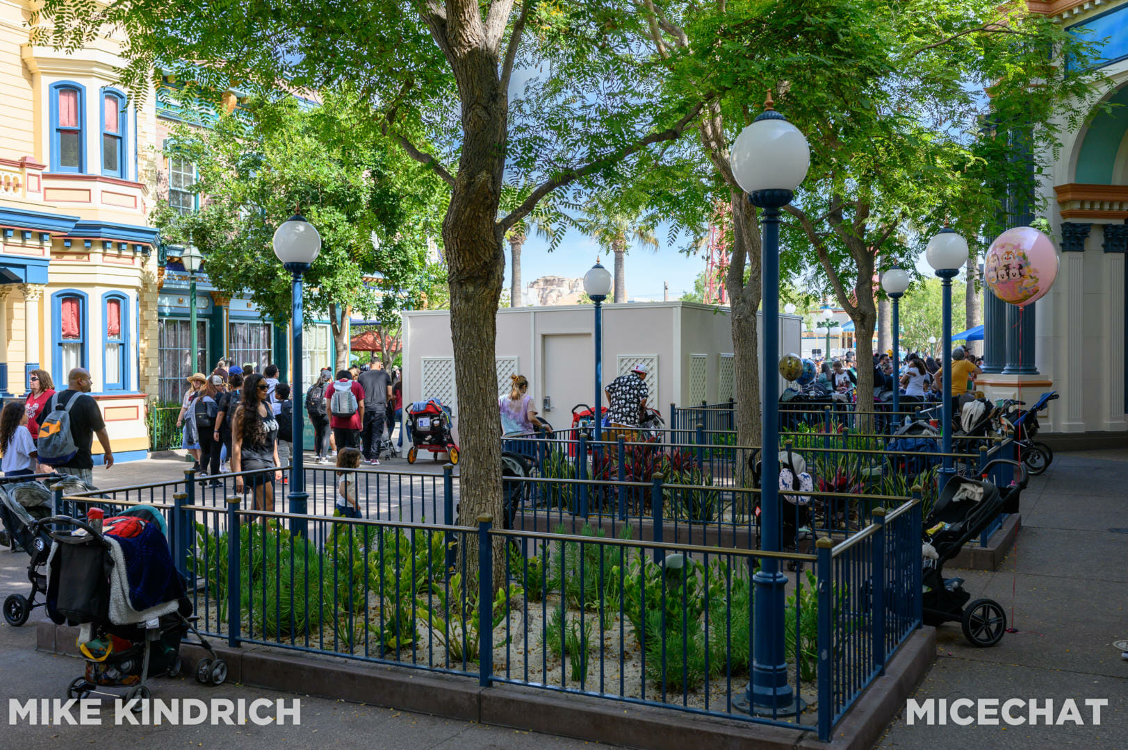 , Disneyland Update: New Views, Booking Up & Locking Out