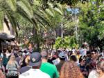 Disneyland Crowds Adventureland Busy-micechat